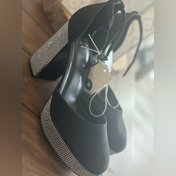 NWT Women's Noir Rhinestone Platform Heels - A New Day Jet Black 9 - Picture 8 of 9